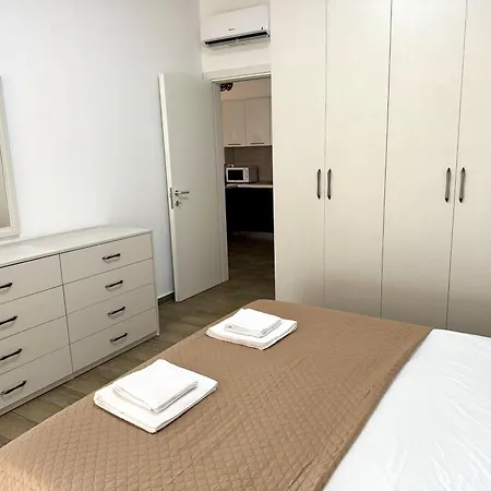 Circle's Comfy At Kika 2 Hotel