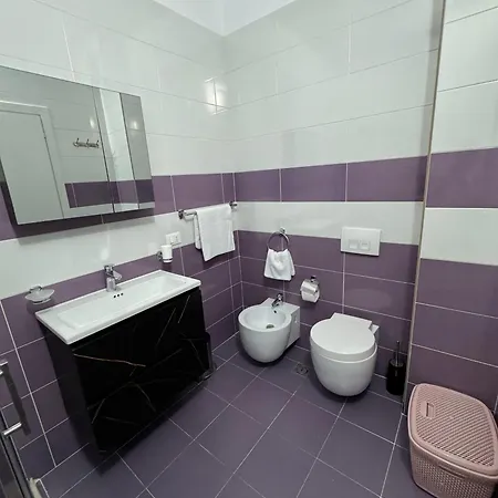 Circle's Comfy At Kika 2 Tirana