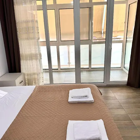 Circle's Comfy At Kika 2 Hotel *